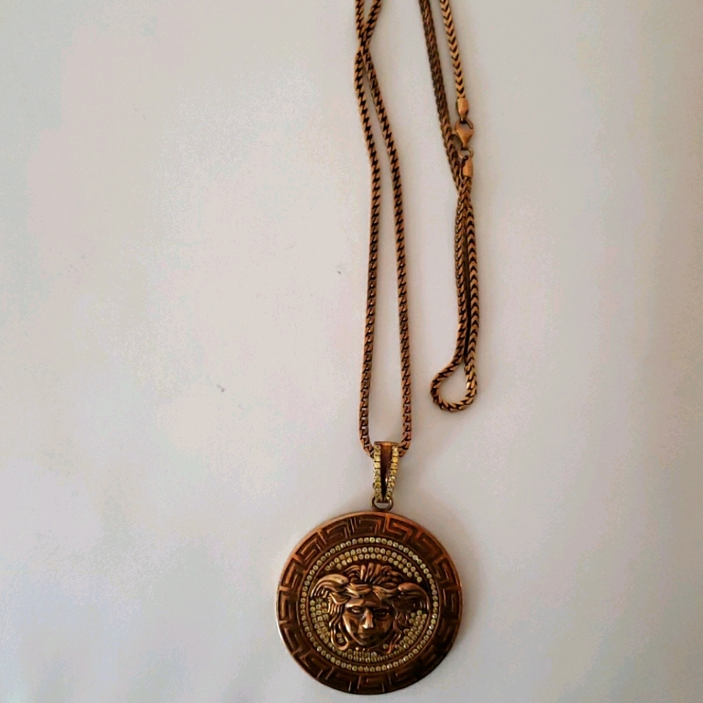 Versace men's pendant w/ real diamonds 💎